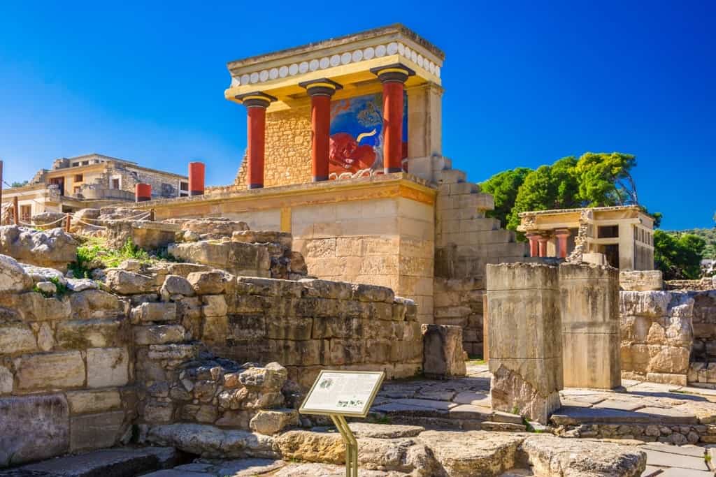 Life in Ancient Crete - An Insight into Minoan Civilization