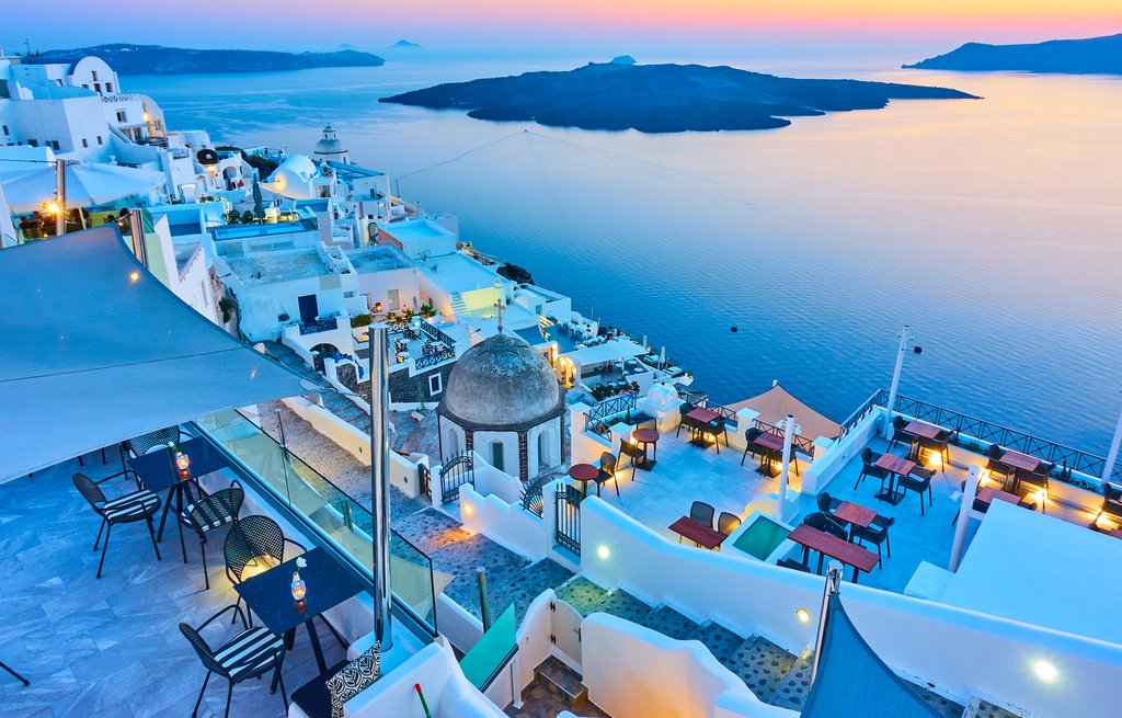 Popular Destinations in Greece:
