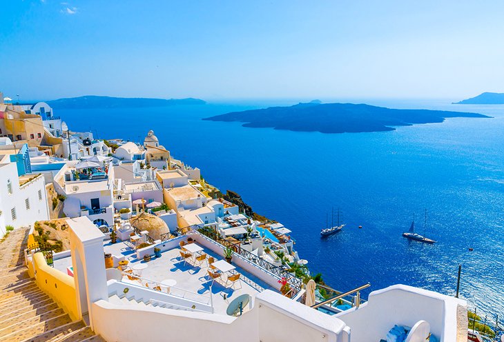 Explore the Best Places in Greece